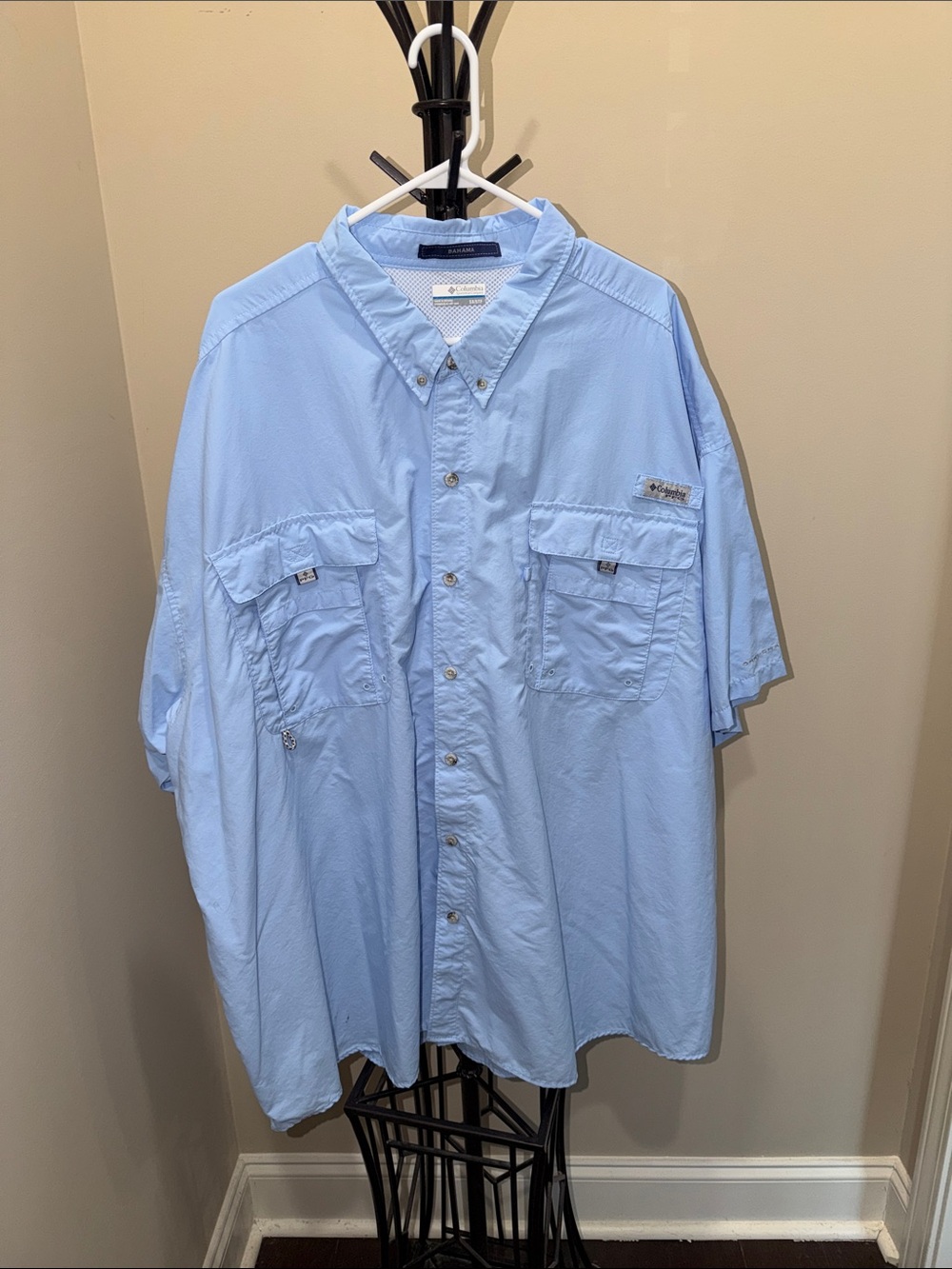 Columbia PFG Bahama Light Blue Short-Sleeve Button-Down Shirt